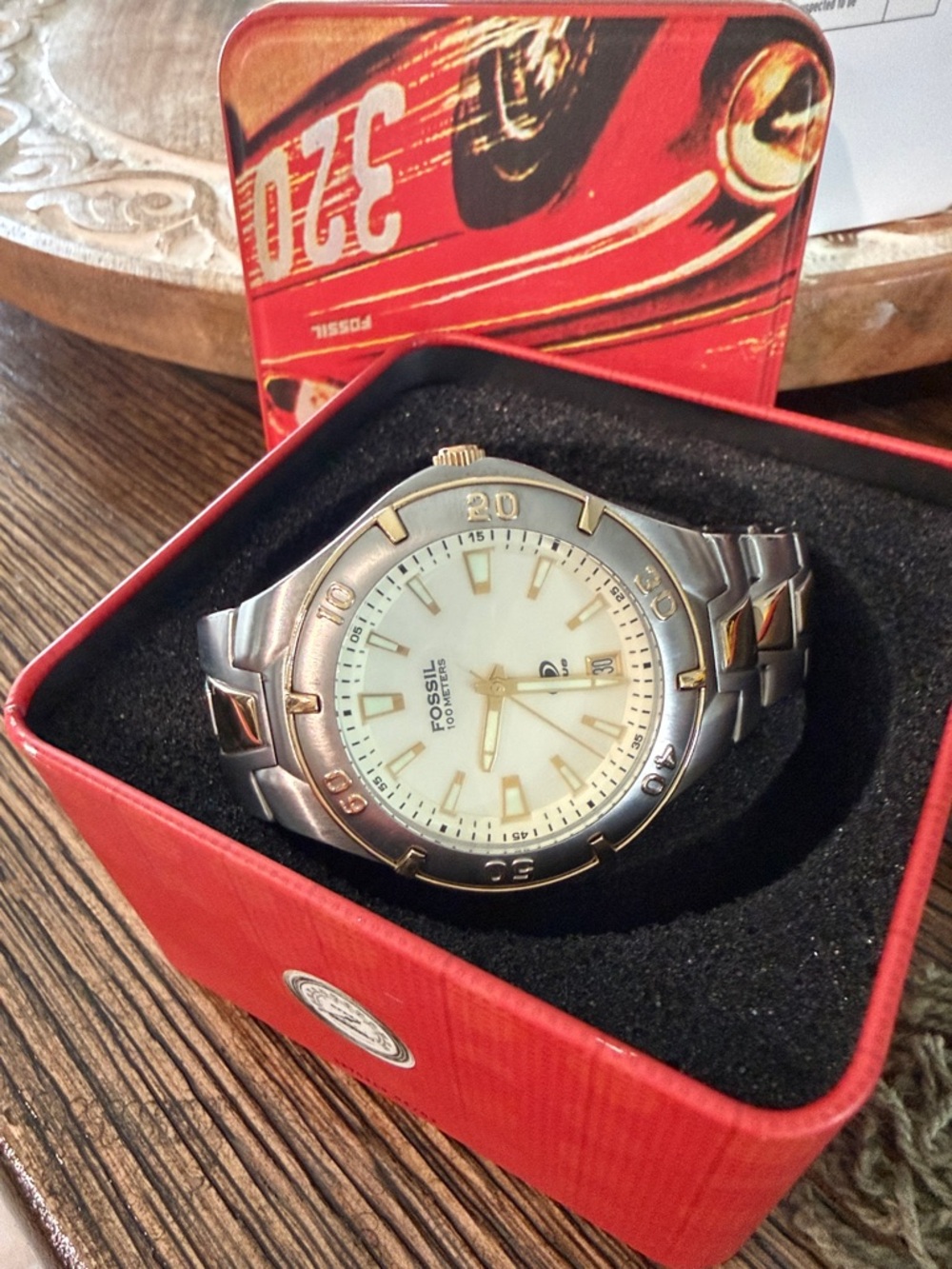 Fossil Silver and gold  Watch with White Dial in tin